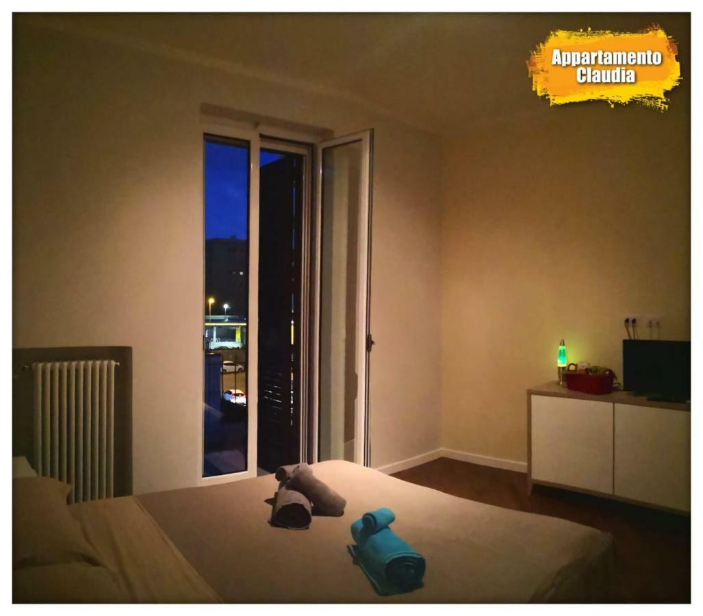 Appartamento Claudia Bari Bagian luar foto
